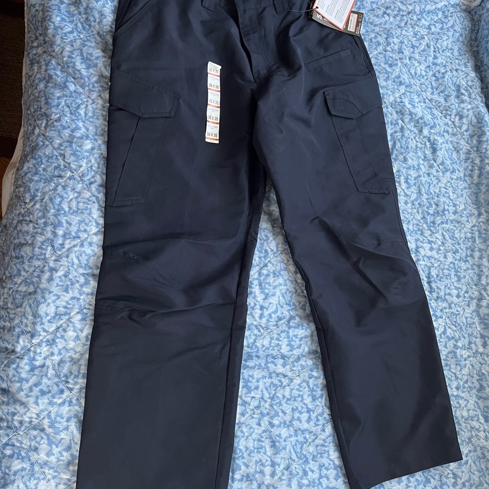 Mens Fast-Tac Urban Pants - New with tags! 36x30!